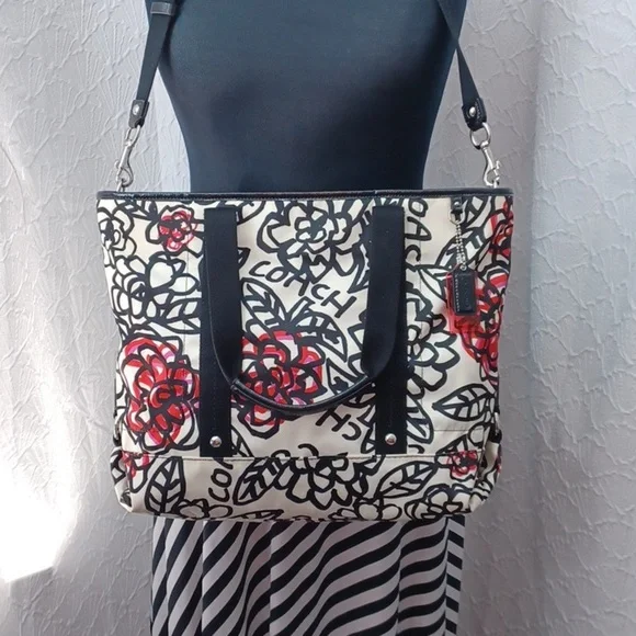 Coach Poppy Flower Graffiti Large Tote - Picture 10 of 15